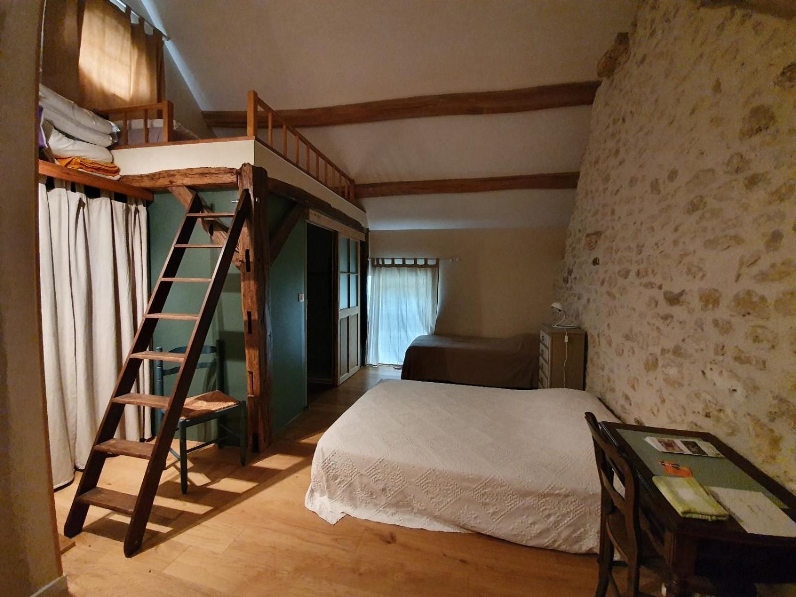 La Source De Kali Bed and Breakfast Bescherelles Exteriör bild